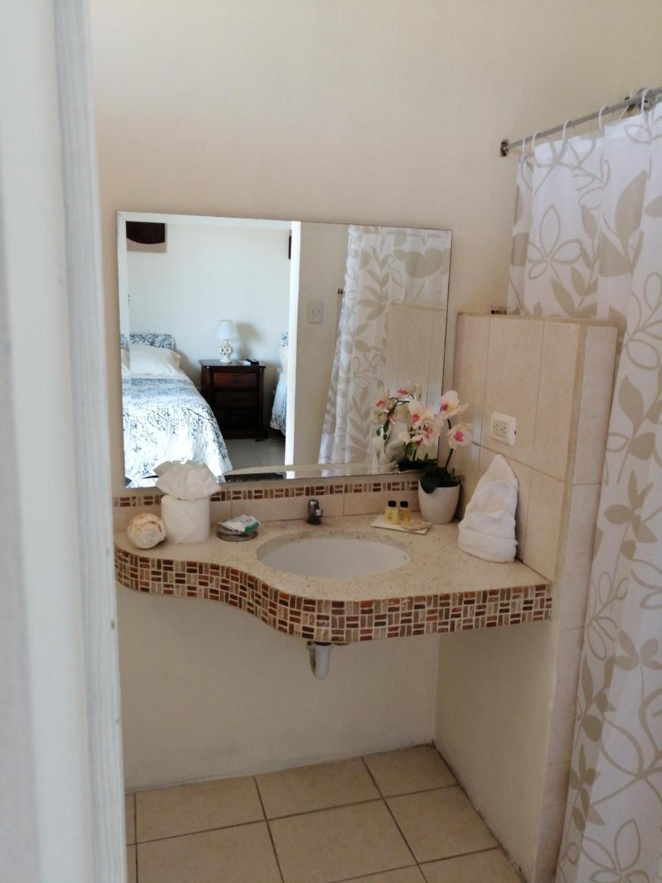 Cabinas Gosen Hotel